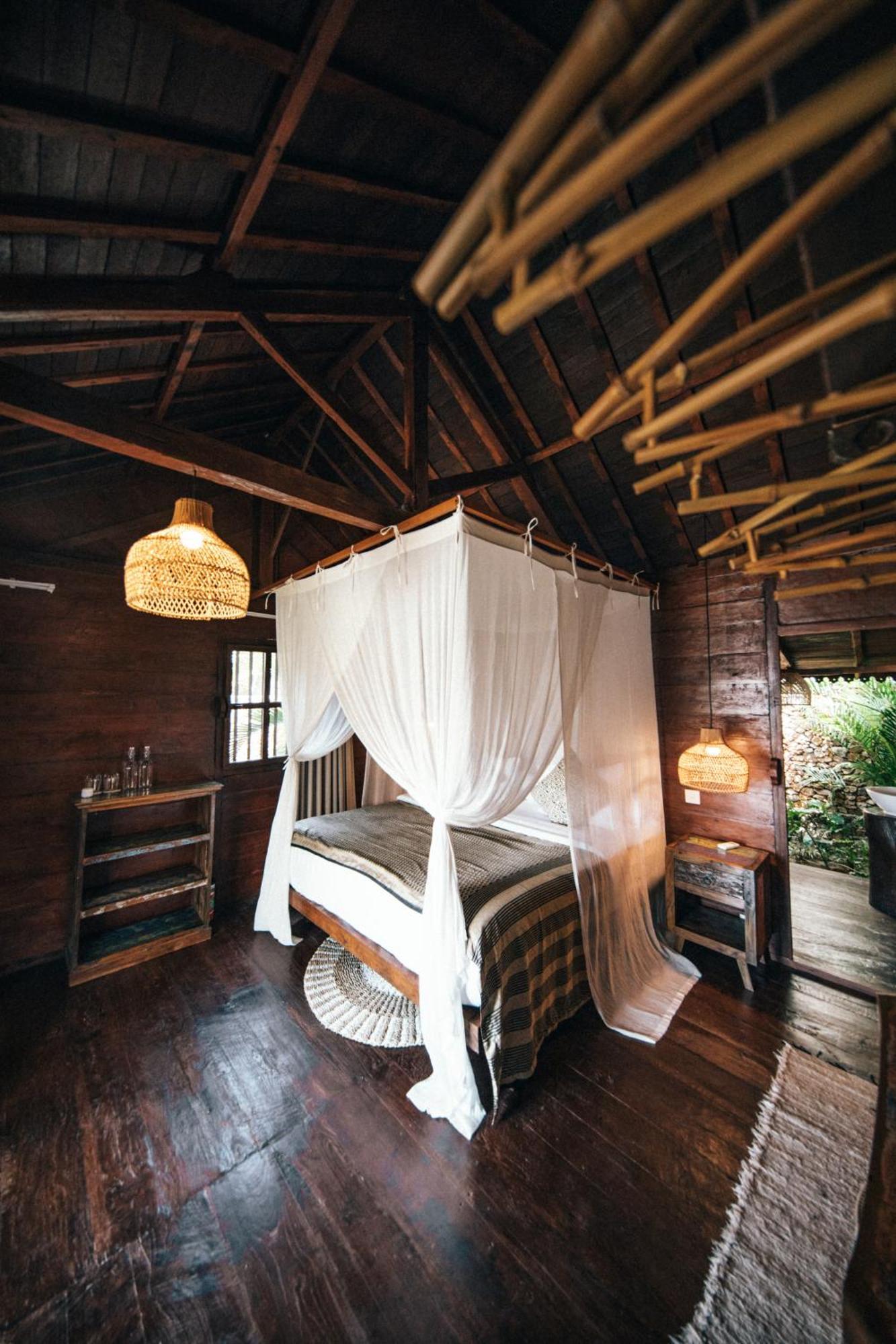 Villa Ellya Areguling, For 8-10 Pax Kuta  エクステリア 写真